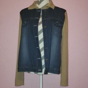 😍😍 NWOT BLUE JEAN JACKET